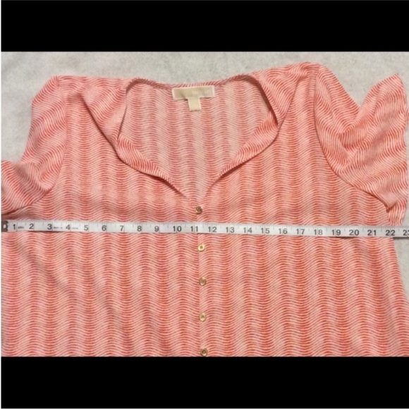 MICHAEL Michael KORS Front Tie V-Neck Shirt Size Large - Picture 6 of 10